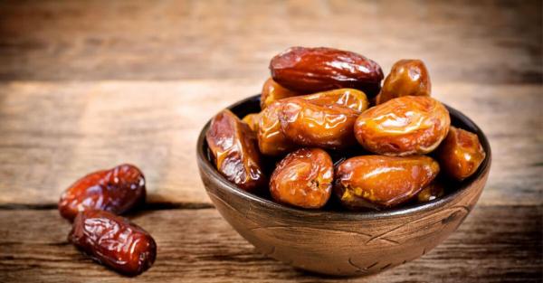 دلایلی محکم برای آنکه خرما را وارد رژیم غذایی خود کنید دلایلی محکم برای آنکه خرما را وارد رژیم غذایی خود کنید